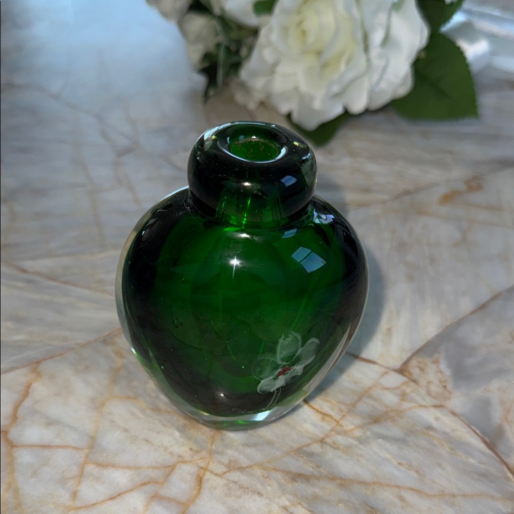 Green Glass Vase with‎ Floral Design Small